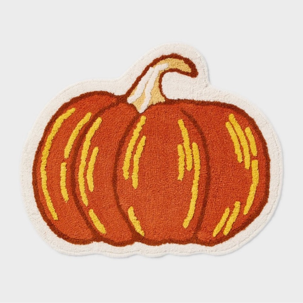 NEW Room Essentials 20"x23" Orange Pumpkin Shaped Non-Slip Harvest Bath Rug